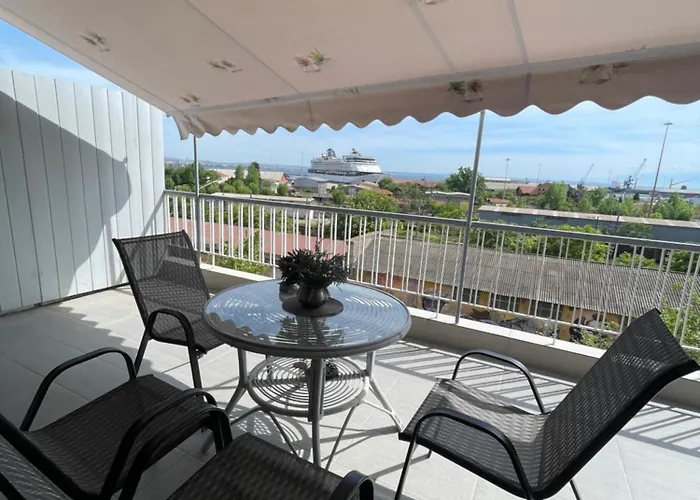 Darias Lux Home