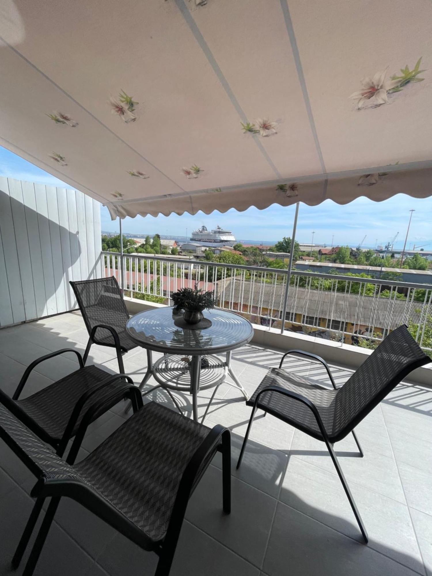 Darias Lux Apartment Thessaloniki